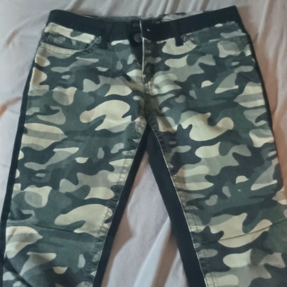 Women's black and army print jeans